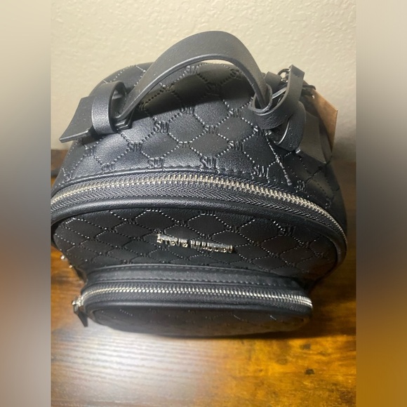 Steve Madden mini backpack - Picture 2 of 8